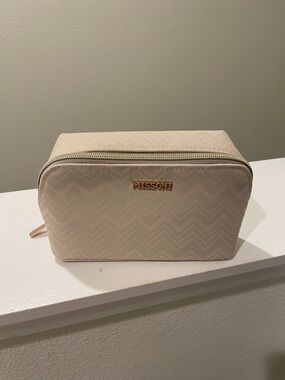 Missoni Cream Chevron Zip Cosmetic Case